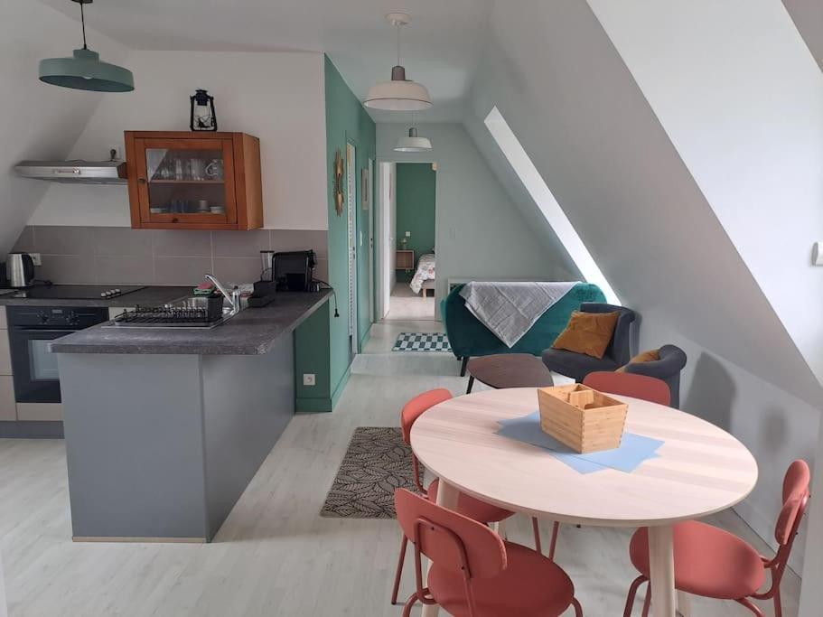 Charmant T3 Lumineux A 2 Pas Des Plages Appart 5 Binic Exterior photo